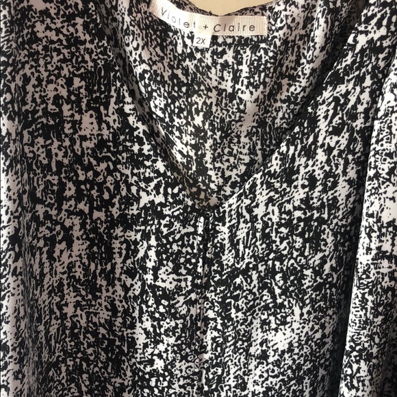 SLEEVELESS BLOUSE - Picture 3 of 3